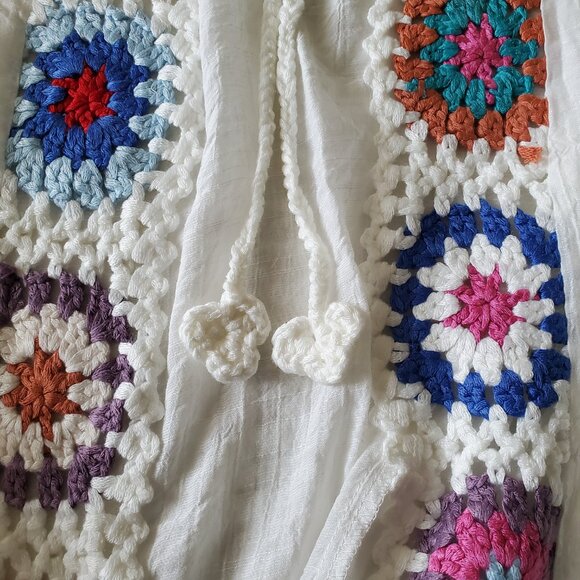 Entro Anthropologie White Medium Colorful Crochet Flowers Floral Cardigan XL - Picture 6 of 15